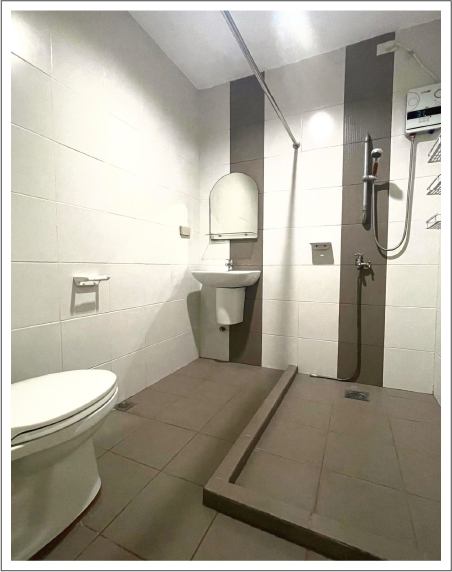 accommodation shower-room
